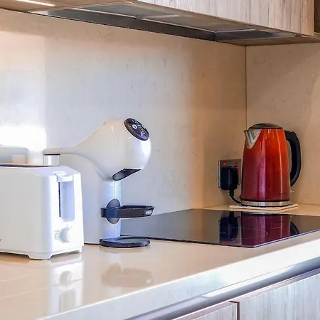 Joyful - Modern 2 Bedroom Διαμέρισμα Mellieħa